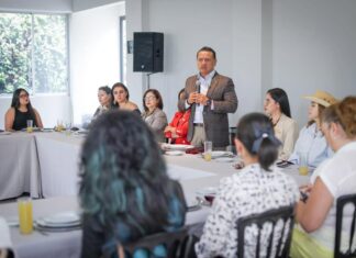 POLÍTICA MICHOACÁN / Torres Piña plantea mayor apoyo a mujeres empresarias de Michoacán