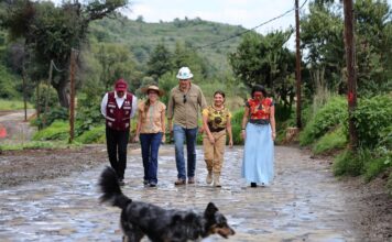 EJECUTIVO CDMX / Clara Brugada cumple con obras para el pueblo de San Gregorio Atlapulco, que implicarán una inversión histórica de 372 millones de pesos y que permitirán prevenir inundaciones y recuperar la zona lacustre