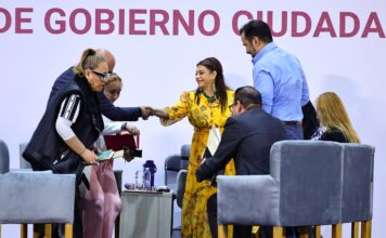 CDMX / Encabeza Clara Brugada atención a más de 6 mil personas, en Audiencia Ciudadana en el Zócalo