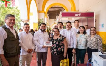 YUCATÁN / Ventanilla Única Estatal Móvil facilita gestiones a familias de Espita y municipios cercanos