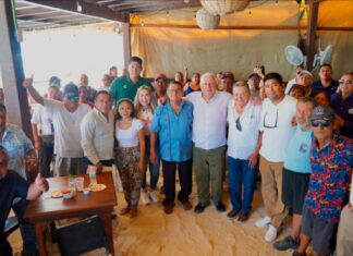 POLÍTICA, Q. ROO / Rafa Marín aborda temas de sargazo y seguridad en Puerto Juárez durante encuentro con pescadores y touroperadores