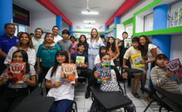 MÉRIDA, YUCATÁN / La alcaldesa Cecilia Patrón Laviada en la inauguración de la Academia Municipal de Inglés en Dzityá, la primera de su clase en una comisaría