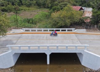 EJECUTIVO TABASCO / Gobernador Javier May entrega puente que pone fin a 50 años de riesgo en Comalcalco