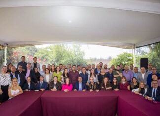POLÍTICA MICHOACÁN / Carlos Torres Piña llama a fortalecer la unidad en Michoacán