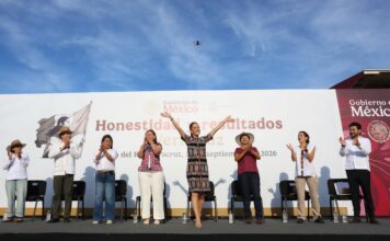 EJECUTIVO FEDERAL / Estamos fuertes porque no traicionamos al pueblo de Veracruz ni al pueblo de México: presidenta Claudia Sheinbaum; 2.8 millones de veracruzanos reciben Programas para el Bienestar