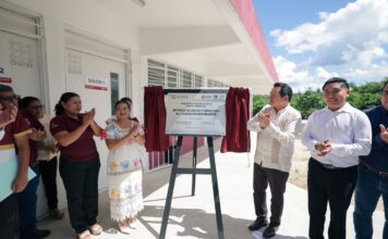 EJECUTIVO YUCATÁN / Kevin pidió mejores aulas por video cuando era estudiante; hoy volvió a su Cobay a ver las tres nuevas: 5.5 millones de pesos para 176 alumnos